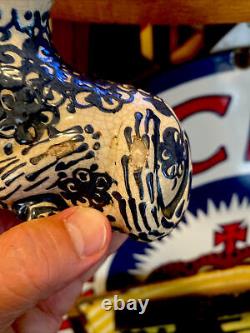 Turtlecreek Pottery Blue Hand Decorated Cat Figurine 1988 (marchandises Rouges, Feux De Bois)