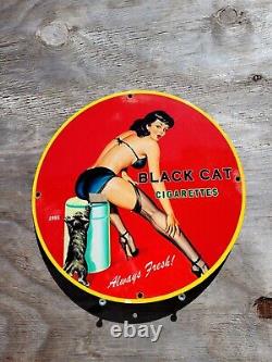 Vieille Cigarette De Chat Noir Porcelaine Modèle Fille Art Déco Huile De Tabac