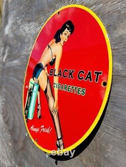 Vieille Cigarette De Chat Noir Porcelaine Modèle Fille Art Déco Huile De Tabac