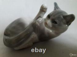 Vintage 1957 Statue Porcelaine Chat Animal Signé Figurine Royale Peinture À La Main